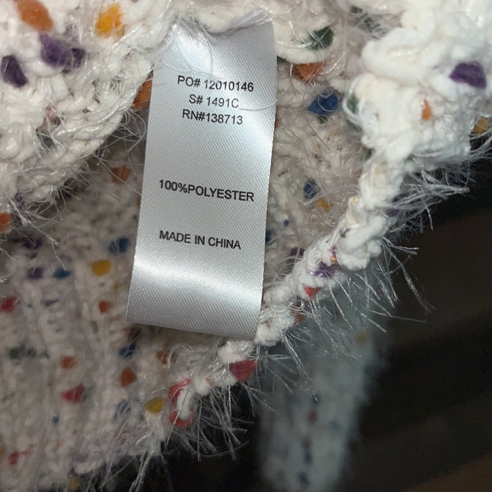 Doe & Rae Popcorn Sweater - Picture 4 of 5